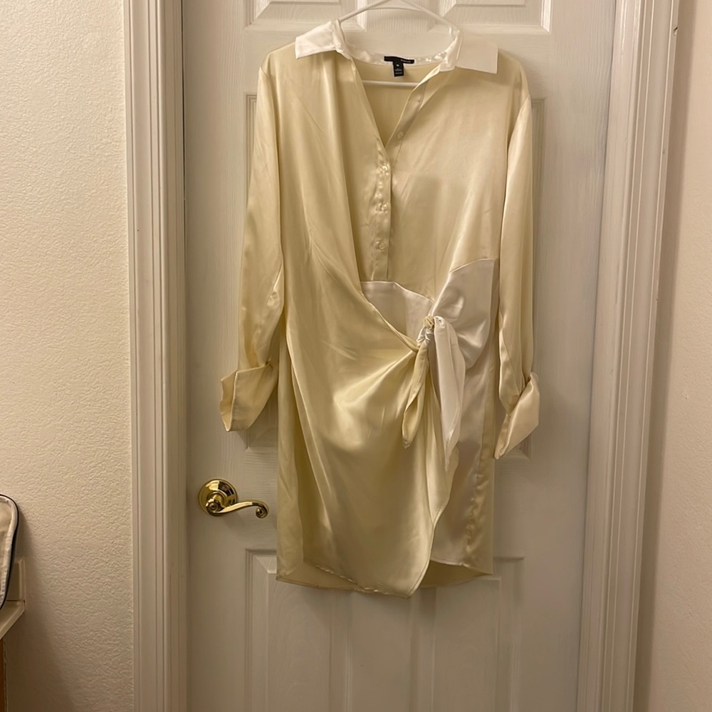 Silk collard dress by Aqua size M